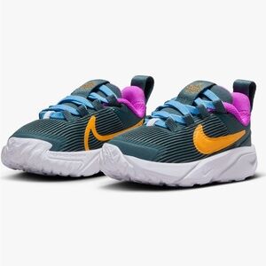 Nike toddler sneakers, size 7